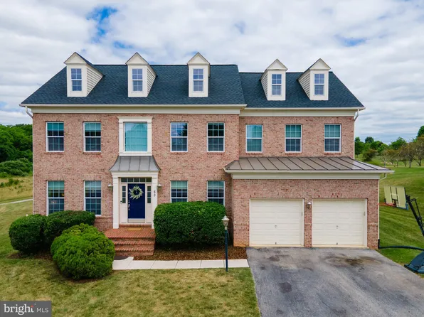 60 Pathfinder Ct, Shepherdstown, WV 25443