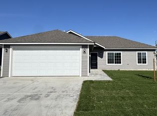 113 Renee Ave, Umatilla, OR 97882