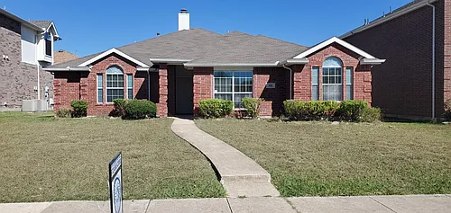 132 Brookshore Dr Photo 1