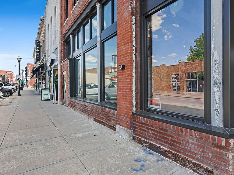 Brand new apartments in downtown Springfield! — Photo 18
