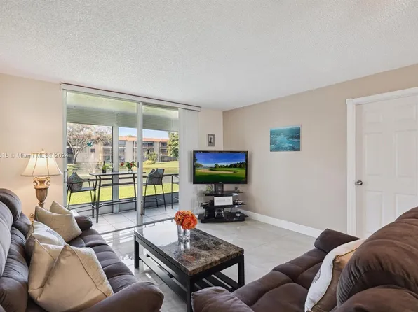 (undisclosed Address), Pembroke Pines, FL 33025