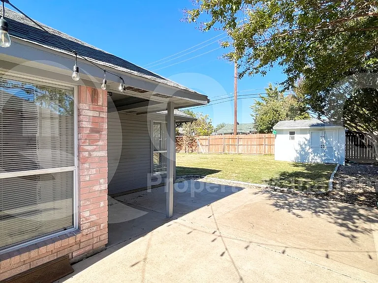 5509 Cypress Dr — Photo 23