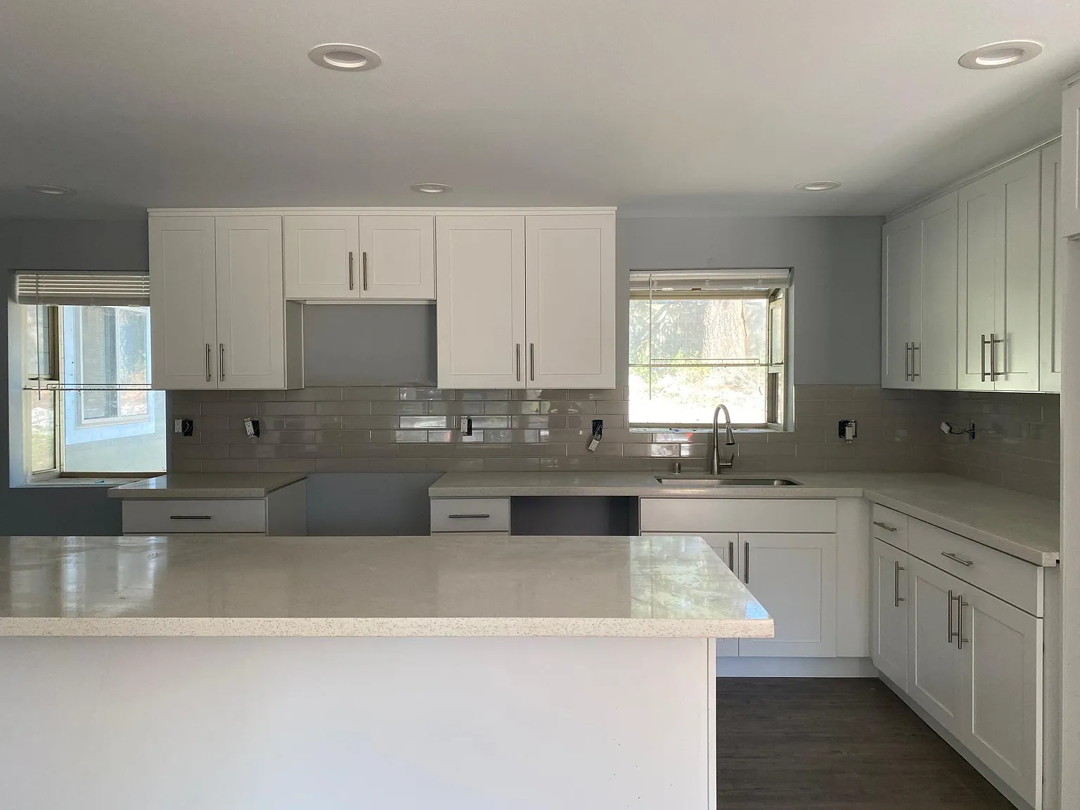3 bed, 1406 sqft, $3,000 — Photo 4
