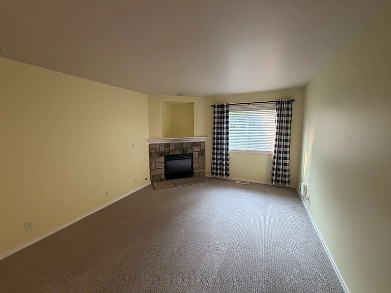 7850 NE 148th St — Photo 6
