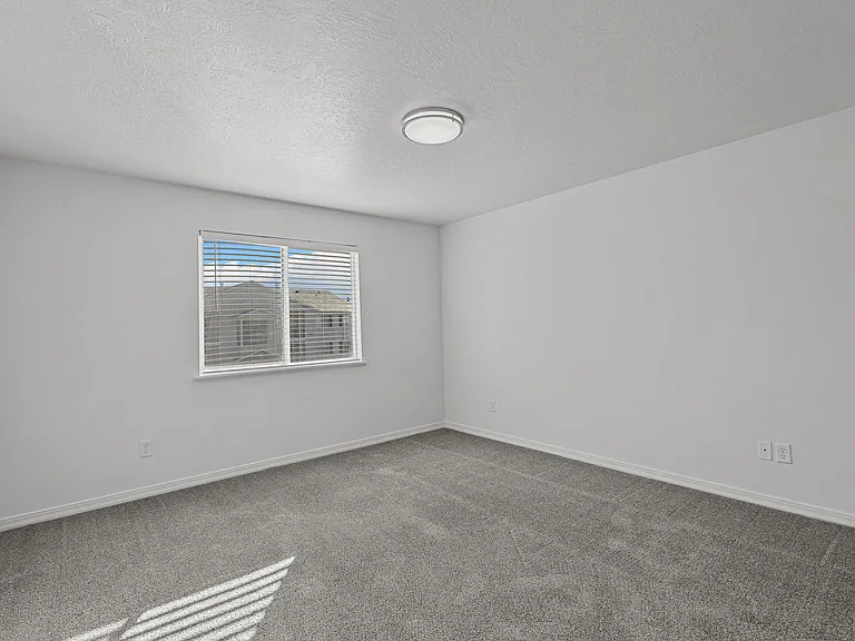 Eagles Landing Apartments — Photo 21