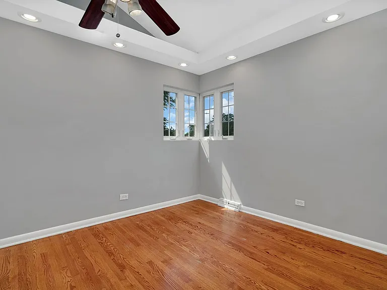 13-15 S Waiola Ave — Photo 10
