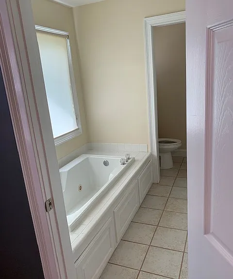 98 Charles Dr — Photo 13