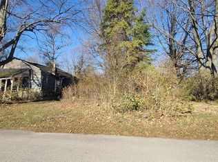 216 E Lasalle St, Windfall, IN 46076