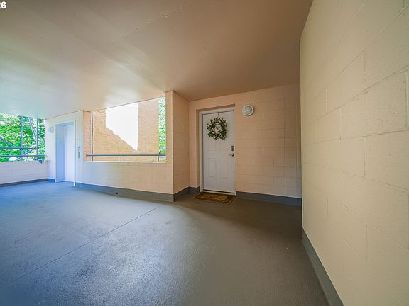 3rd image of 6605 W Burnside Rd Unit 120