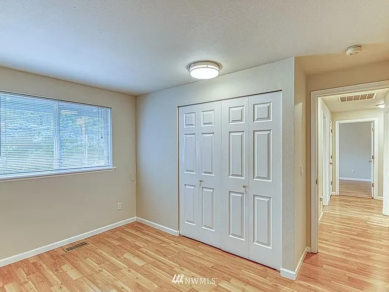 9625 S 242nd Ct — Photo 11