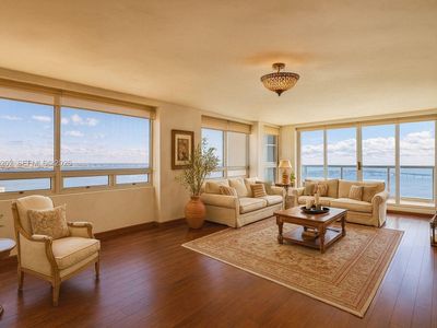 1541 Brickell Ave APT C2705, Miami, FL, 33129