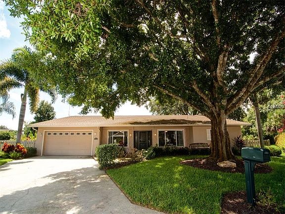 2nd image of 4716 Tichborne Cir