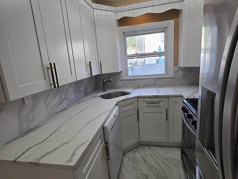 74 Caswell Ave #1 — Photo 6