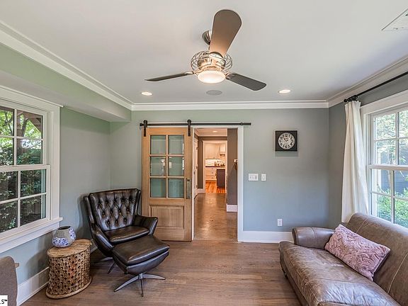 5th image of 103 Cureton St
