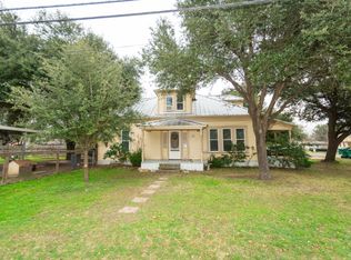 110 S Stallworth, Rosebud, TX 76570
