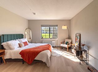 3917 Lien Rd #147, Madison, WI 53704