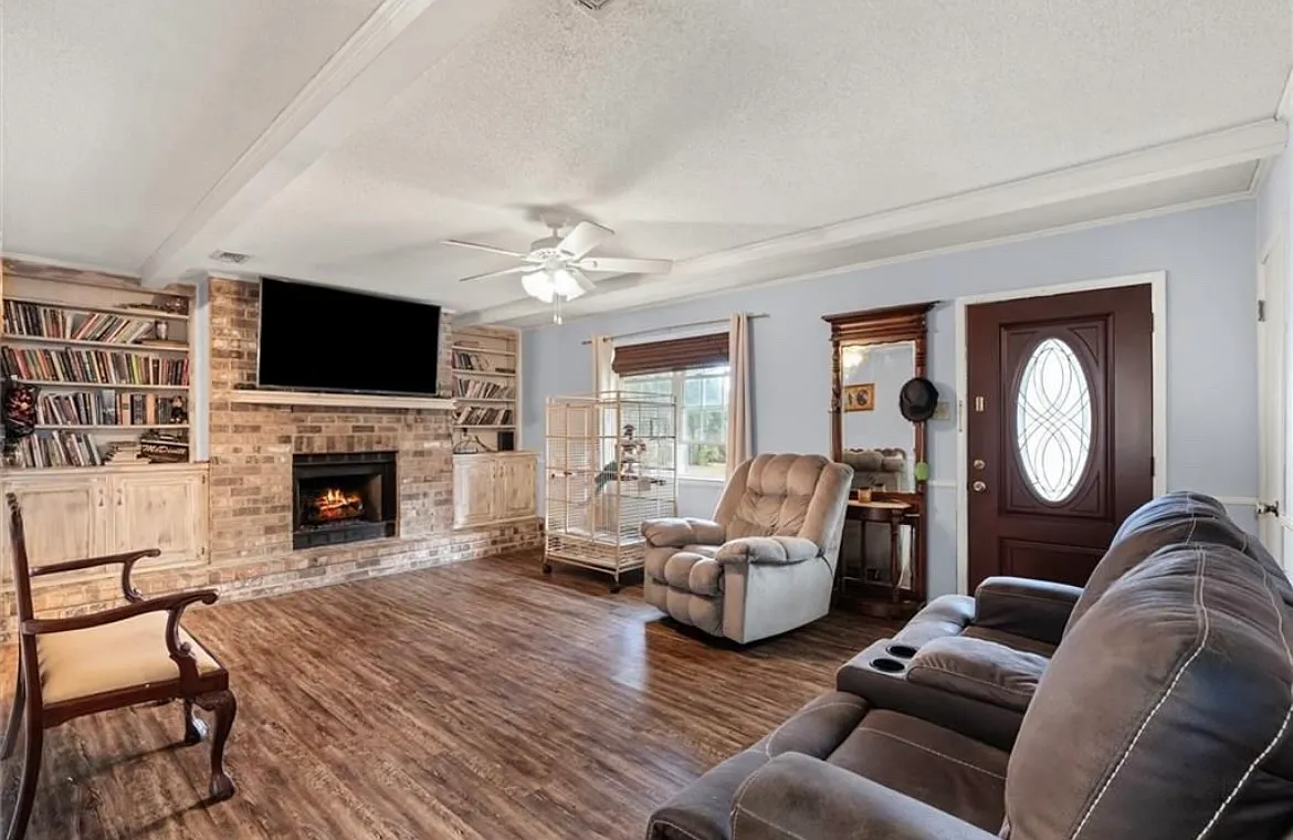 Couton Dr, Mobile — Photo 2