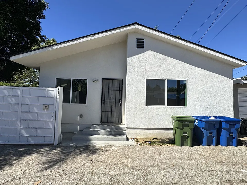 10632 Haskell Ave