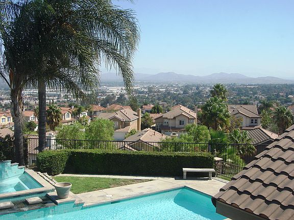 3rd image of 2769 Vista Colina Cir