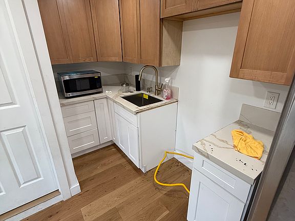 3rd image of 1243 E Mardina St