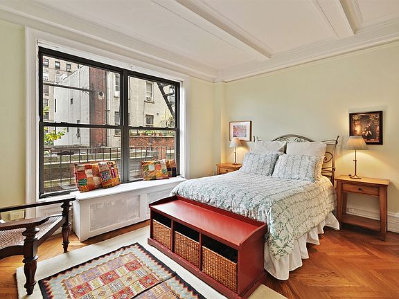 5th image of 345 W 88th St APT 4A