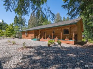 70 Dogwood Ln, Brinnon, WA 98320