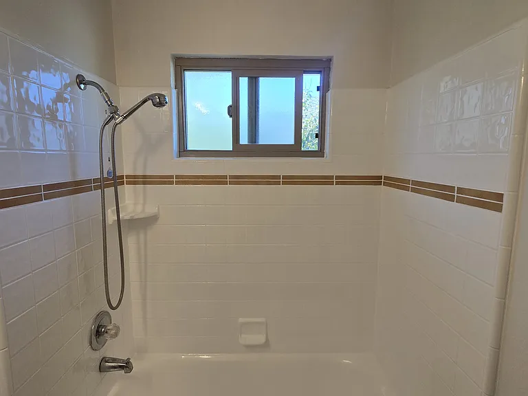 4465 Diamond St #4 — Photo 8