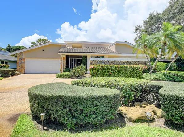 624 W Lakewoode Circle W, Delray Beach, FL 33445