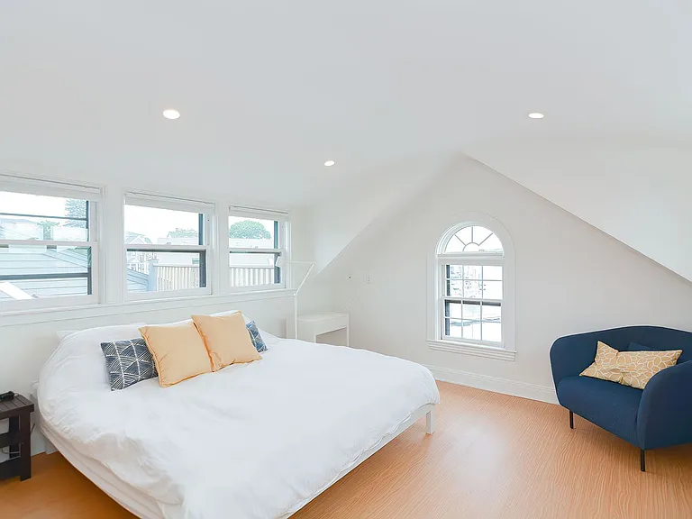 37 Rocky Neck Ave #A — Photo 30