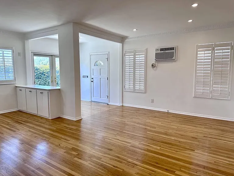 3408 Pearl St — Photo 6