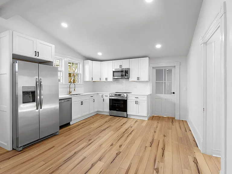 6 Green St — Photo 12