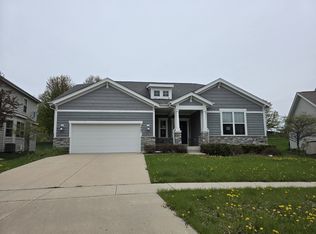 3467 Gallant Fox Dr, Elgin, IL 60124