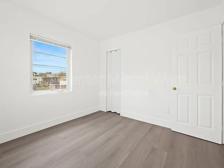 1245 NW 60th St #1 — Photo 21
