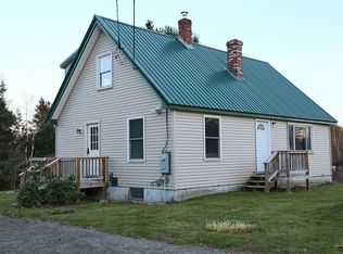638 Main Rd, Eddington, ME 04428