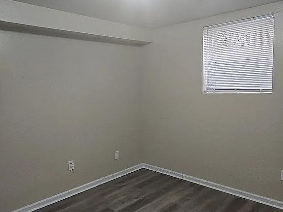 3rd image of 2340 Portland Ave NW