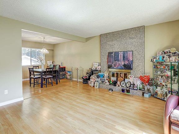 5th image of 6280 Yeats Cres