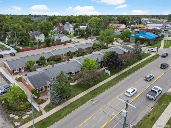 230 Plymouth Rd, Plymouth, MI 48170
