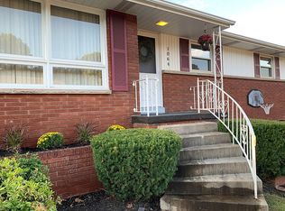1064 Barone Dr, Weirton, WV 26062