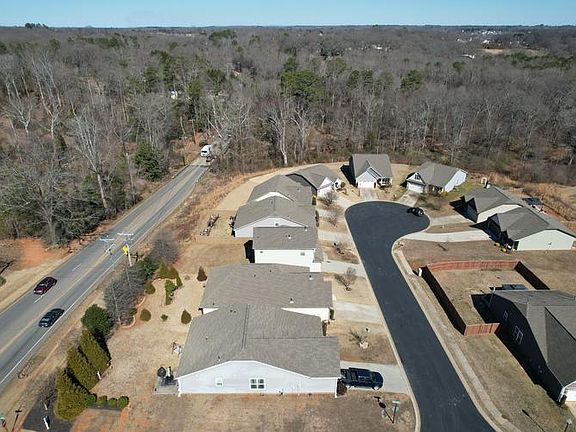 2nd image of 509 Shady Vale Pl
