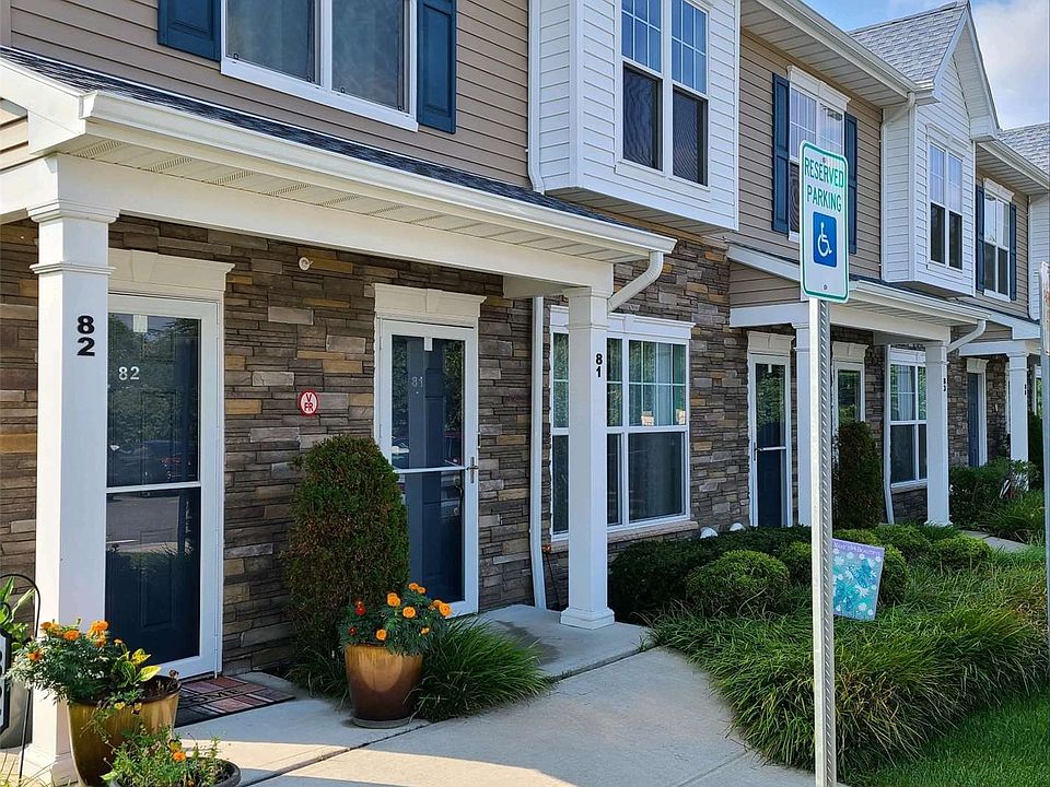 81 Somerton Avenue UNIT 81, Central Islip, NY 11722 Zillow