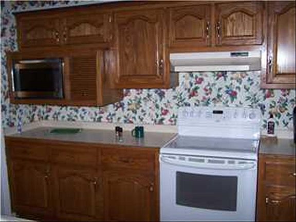 another kitchen view, built in microwave