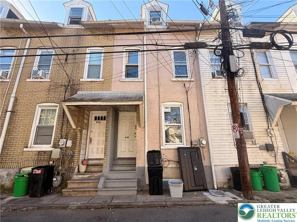 840 Elliger St, Allentown, PA 18102