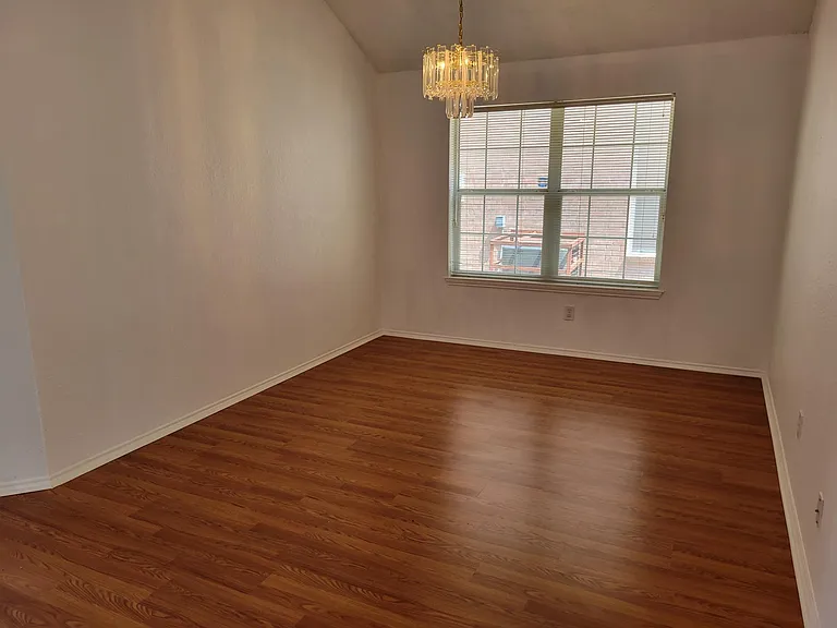 4901 Palm Ridge Dr — Photo 4