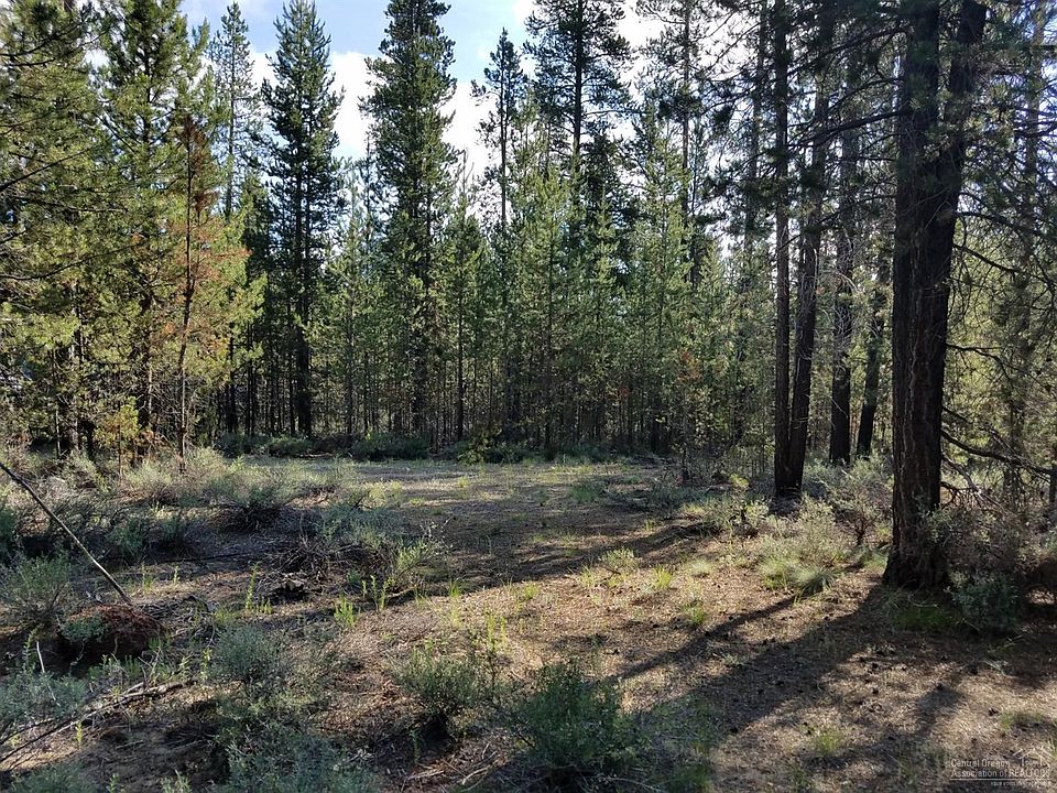 1st image of 15844 Elderberry Ln