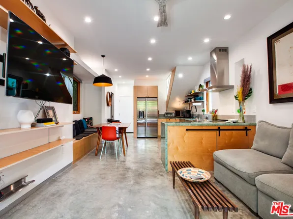 4135 Michael Ave, Los Angeles, CA 90066