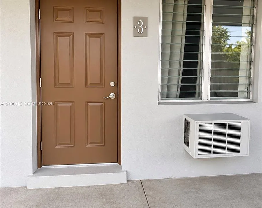 401 NW 43rd Ct #3