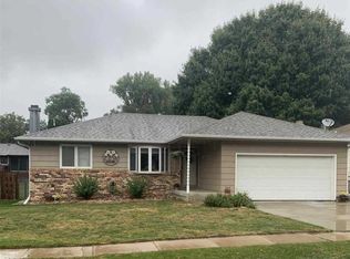 4205 Village Green Ct, Sioux City, IA 51106