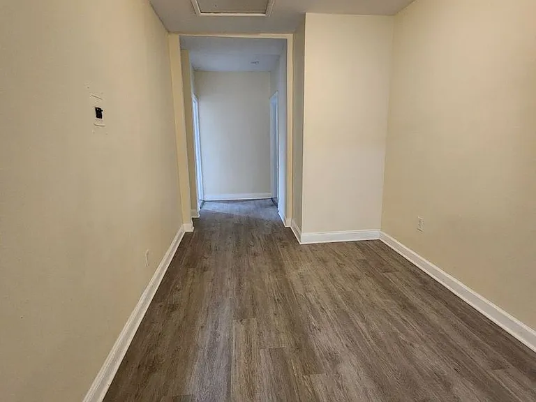 431 Madison Ave — Photo 3
