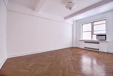 Rented by Urbane Brokerage