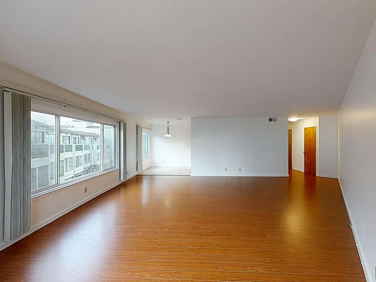 975 Burnett Ave — Photo 27